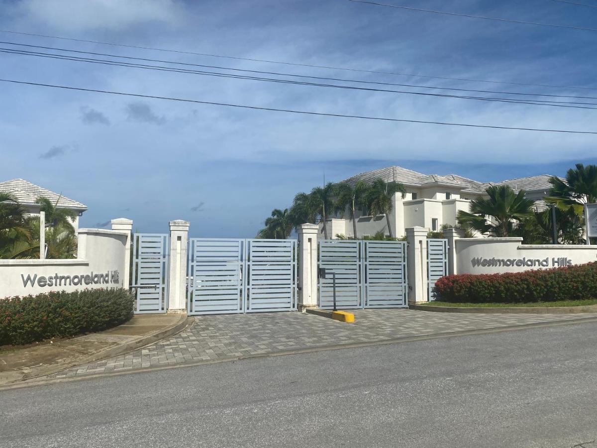 Westmoreland Hills - Mount Standfast - St James - Full Gym Membership 圣詹姆斯 外观 照片