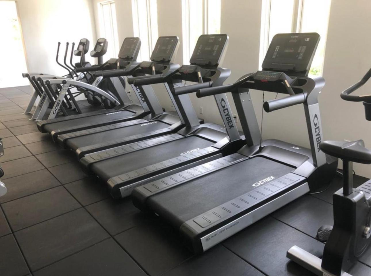 Westmoreland Hills - Mount Standfast - St James - Full Gym Membership 圣詹姆斯 外观 照片
